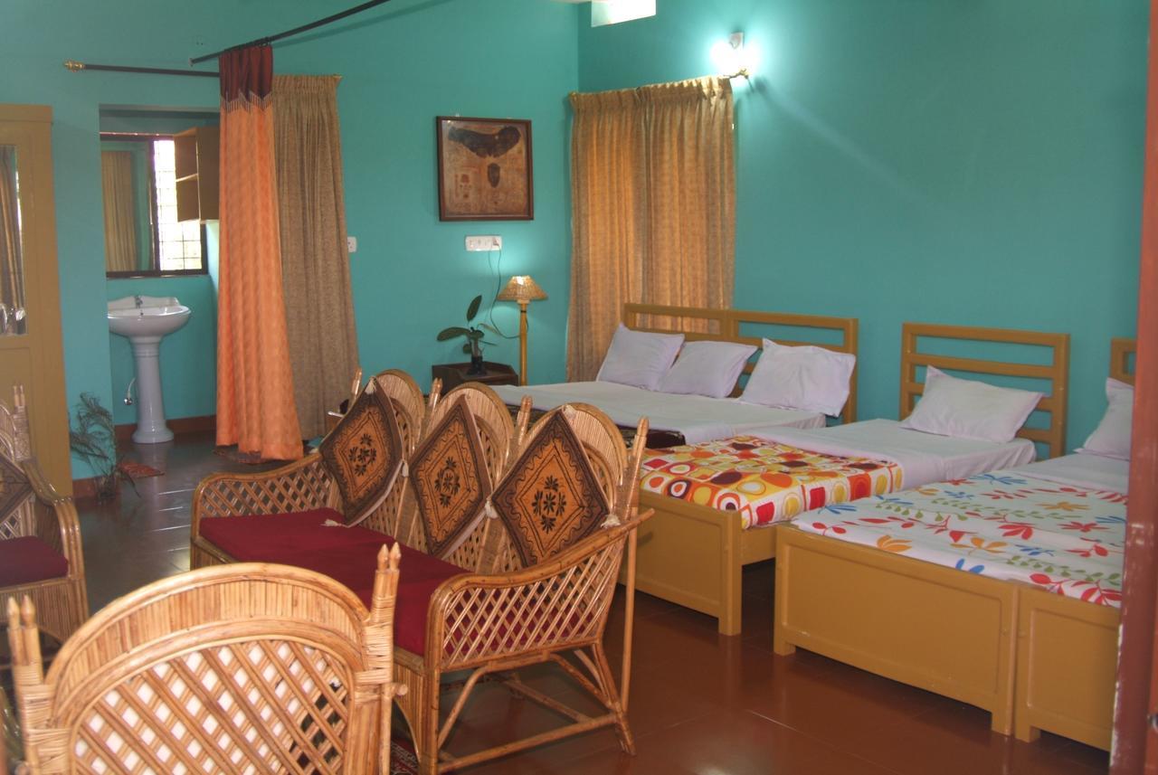Sunbird Garden Resort Krishnagiri Quarto foto
